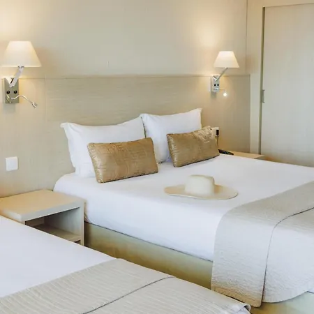 Alivi Hotell 4*