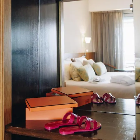 Hotell Alivi Ville-di-Pietrabugno