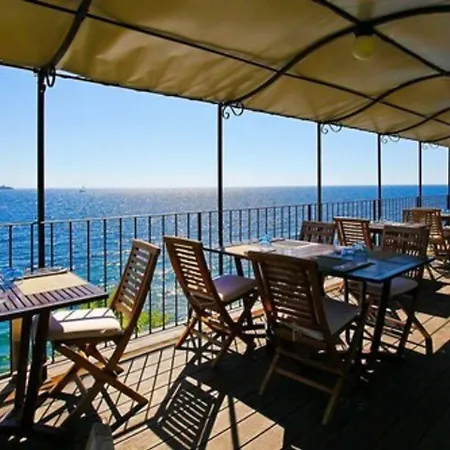 Alivi Hotell Ville-di-Pietrabugno