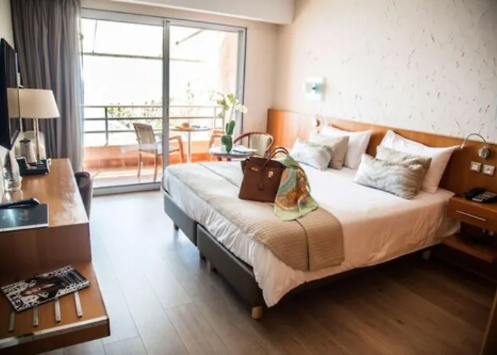 Alivi Hotel